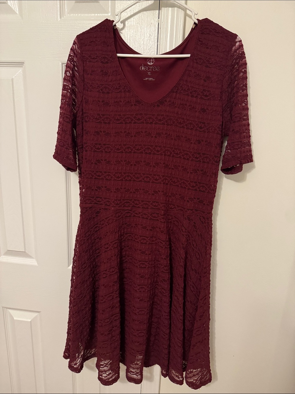 Women’s XL Decree Lace Fit-and-Flare Midi Dress in Wine